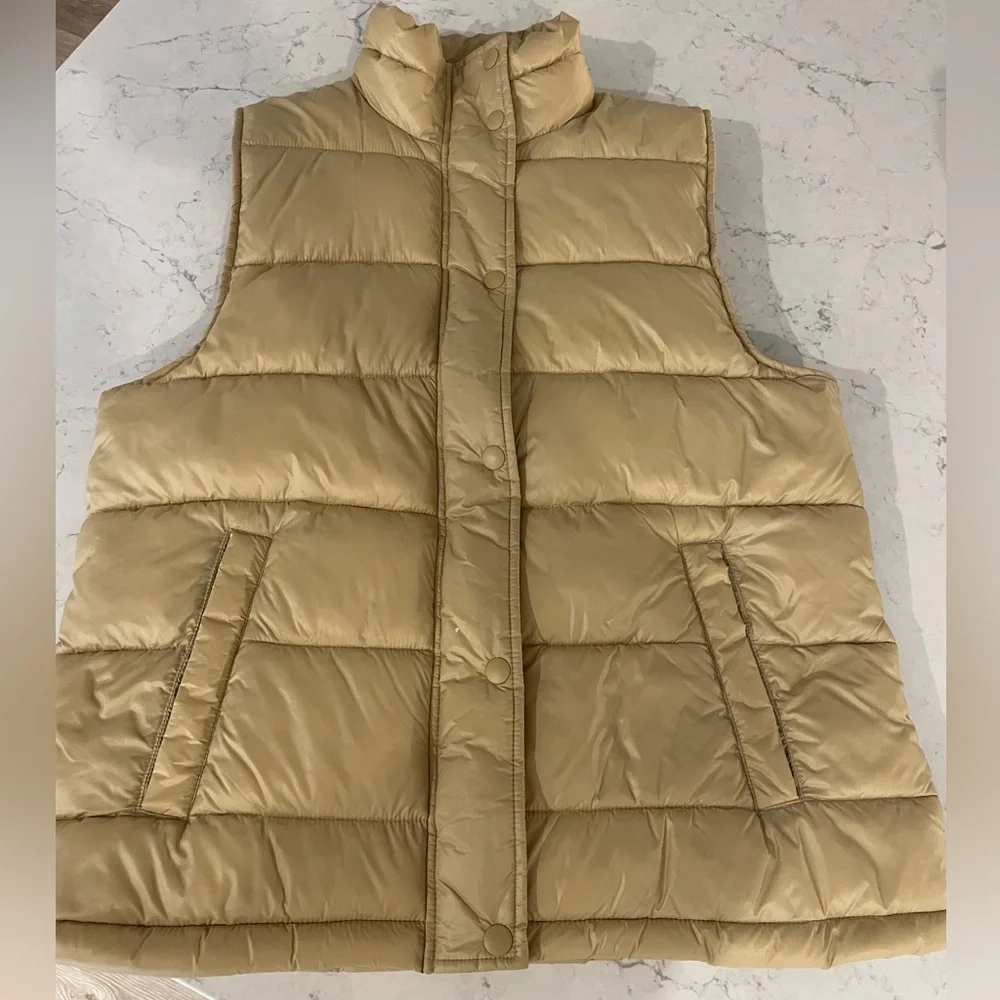 aerie Quilted Puffer Vest in Tan - Picture 3 of 3